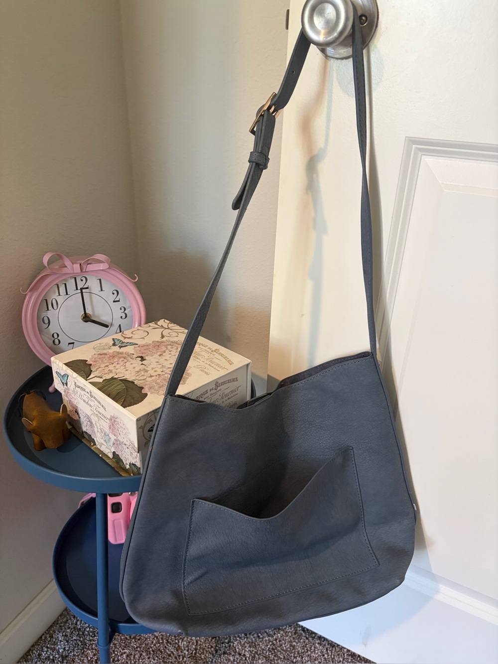 Miztique Slate Gray Leather Shoulder Bag with Front Pocket flawless!